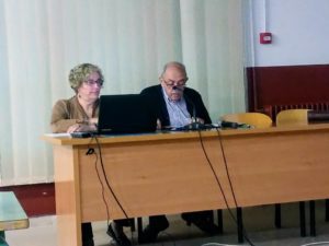 Emilio Manrique durante la conferencia «La alfarería de la Litera, un rico patrimonio cultural» (foto Víctor Bayona)